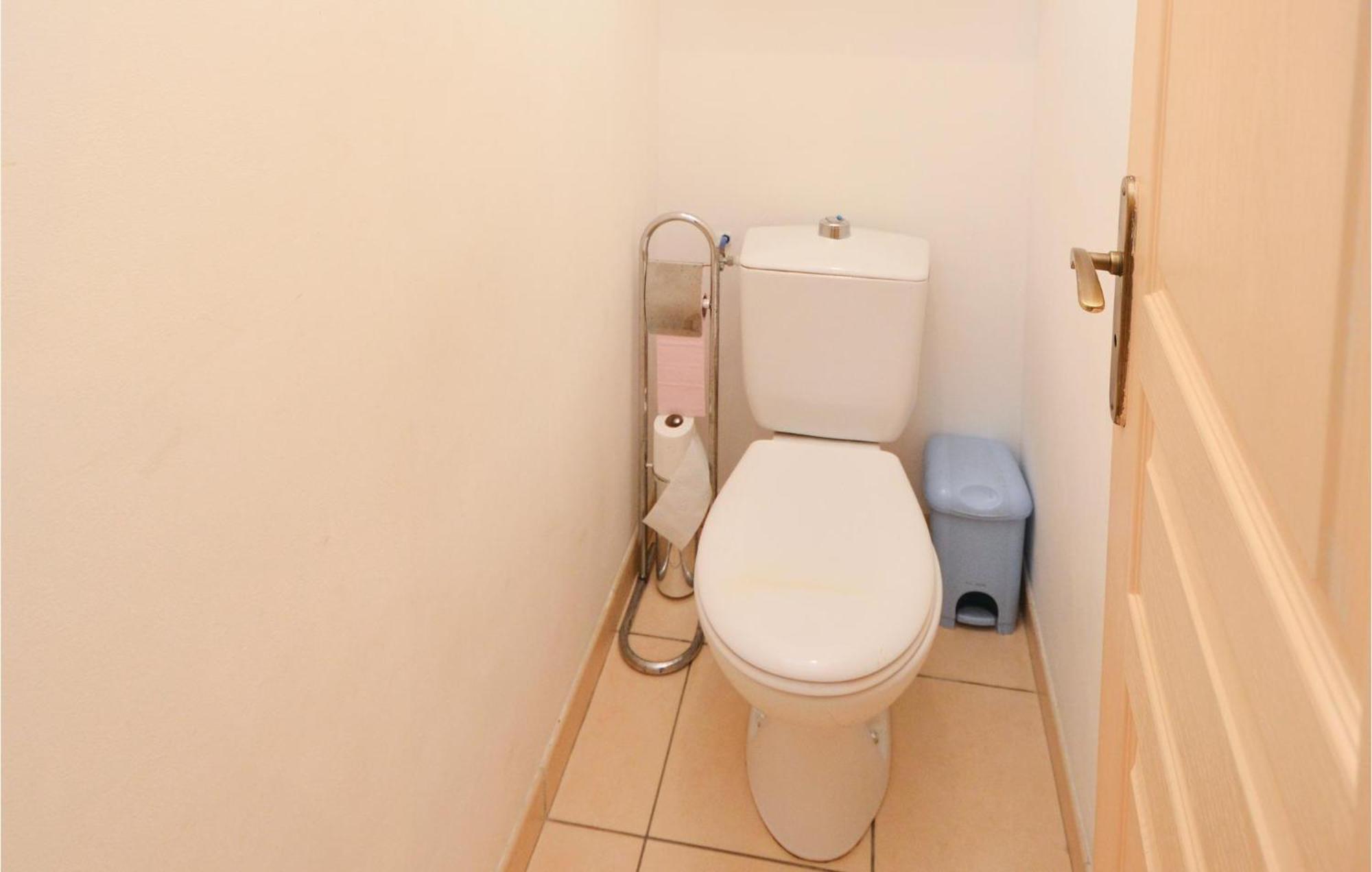 3 Bedroom Beautiful Home In Pignan Екстериор снимка
