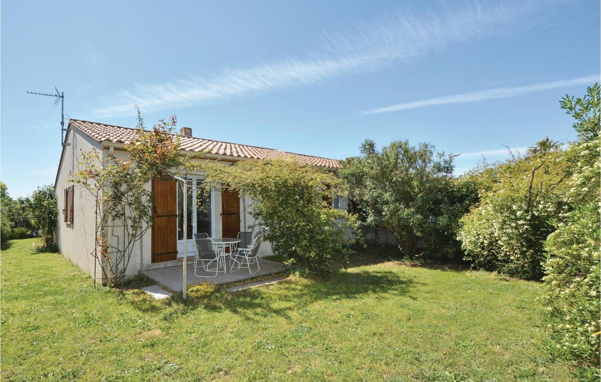 3 Bedroom Beautiful Home In Pignan Екстериор снимка